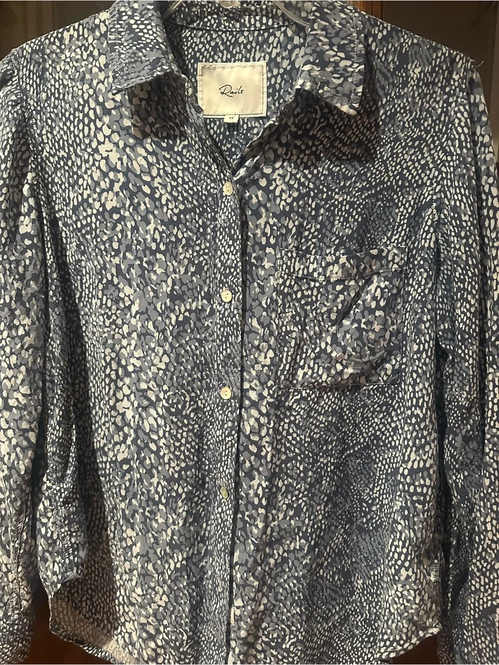 Rails Josephine Navy Python Printed Button-Down Shirt. EUC - Picture 4 of 6